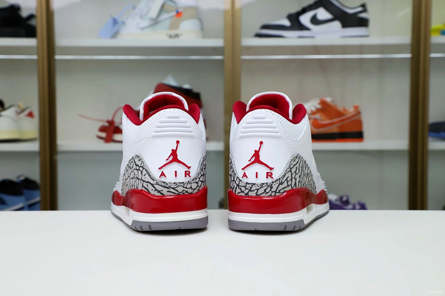 Jordan Cardinal Retro Red(CT8532-126） 3 Air  0918